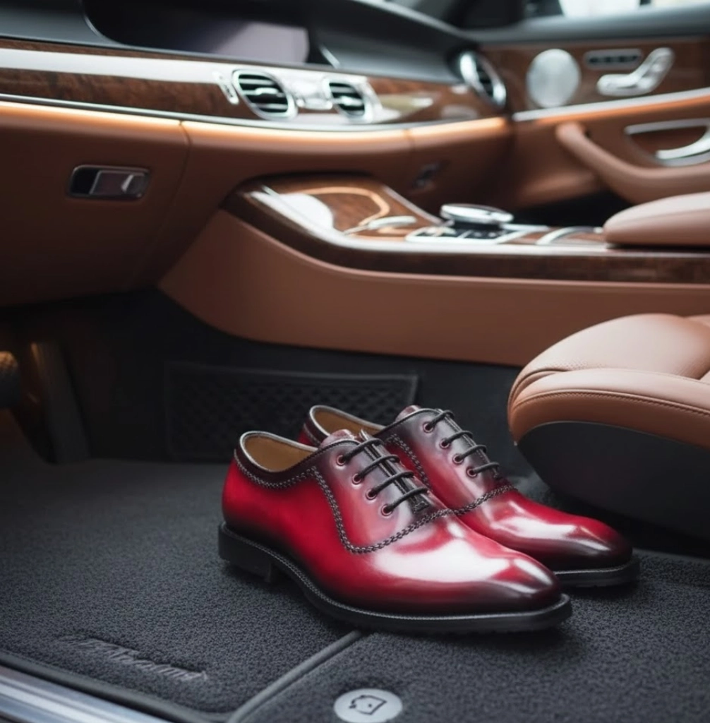 Mahogany Croco Derby - Luxury Heritage